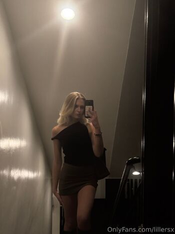 Lilly / lillersx nude photo #14