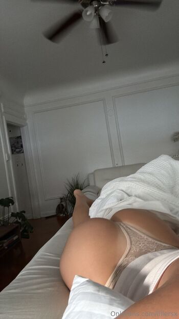 Lilly / lillersx nude photo #24