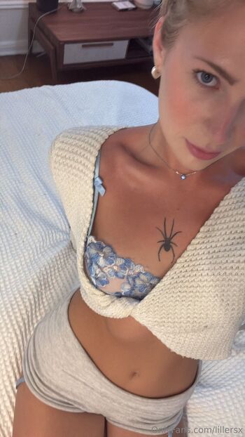 Lilly / lillersx nude photo #25