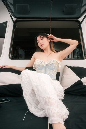 Lillie Nu / lillietv / lillienue nude photo #4