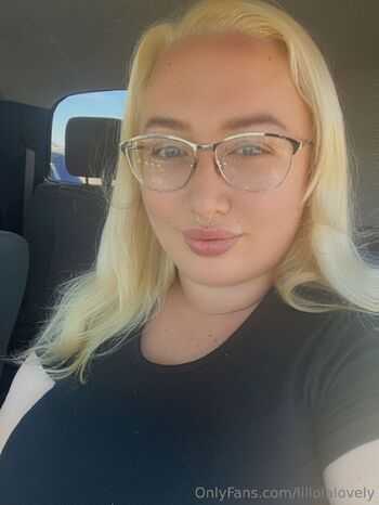 Lola Lovely Fre / lillolalovely nude photo #1