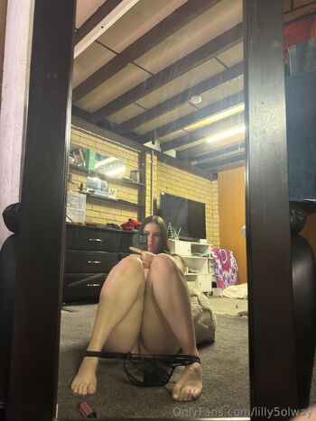 Lillyahn / lilly5olway nude photo #26