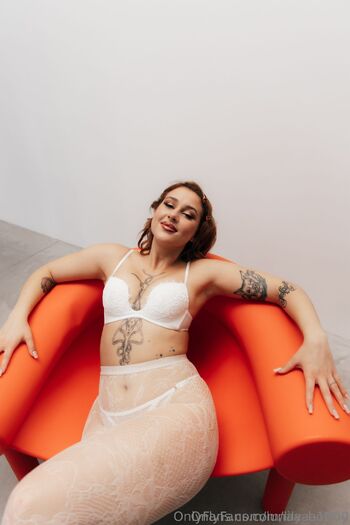 Lily_hotto / lilly_hot_toy nude photo #12