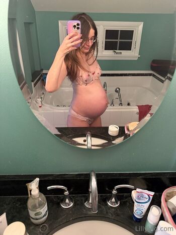 Lilly KINKY Midwest Mama / lillyvig nude photo #6