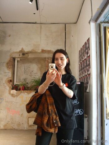 Lilu Mille / lilu666m nude photo #38