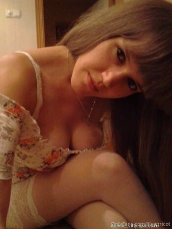 Lily Apricot / lilyapricot nude photo #11