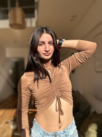 Lily / lilyhp nude photo #13