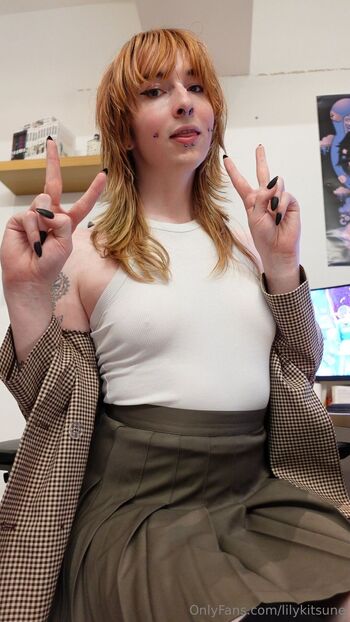 Lily Kitsun / lilykitsune nude photo #37