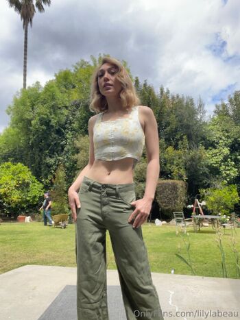 OnlyFans / lilylabeau nude photo #36