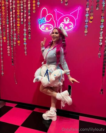 Lilylou T / lilyloutv nude photo #15