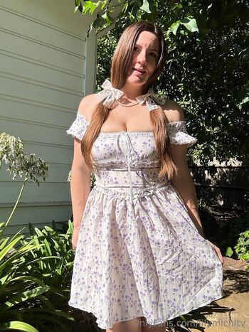 Lily Michi T / lilymichitv nude photo #6