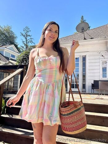 Lily Michi T / lilymichitv nude photo #22