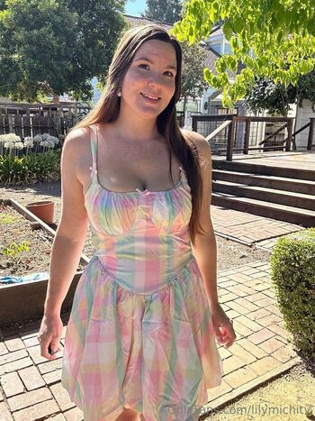 Lily Michi T / lilymichitv nude photo #25