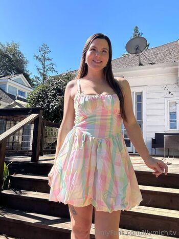 Lily Michi T / lilymichitv nude photo #33