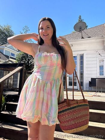 Lily Michi T / lilymichitv nude photo #34