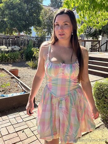 Lily Michi T / lilymichitv nude photo #35