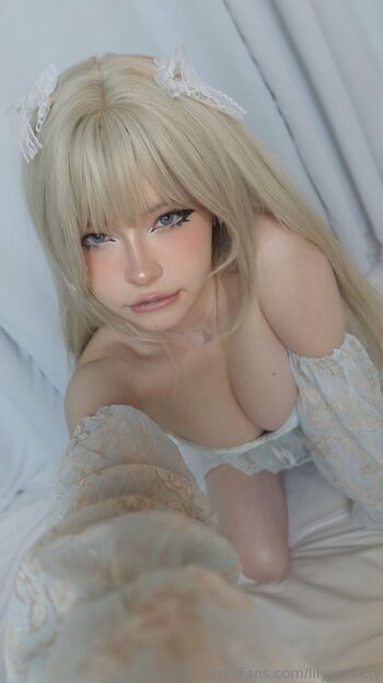 Lily / lilyraekitty nude photo #11