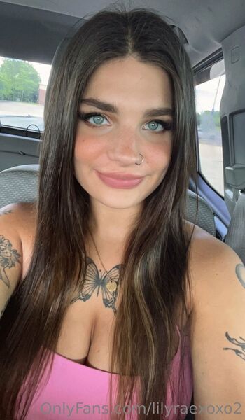 Lily / lilyraexoxo2 nude photo #1