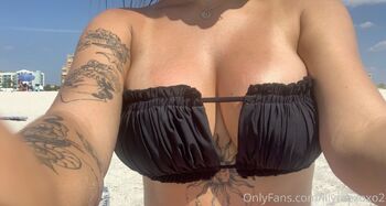 Lily / lilyraexoxo2 nude photo #18