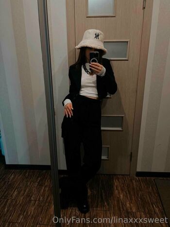 Lin / linaxsweet nude photo #5