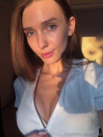 Lin / linesa nude photo #14