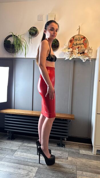 Bornforlegging / lingerietrooper nude photo #2