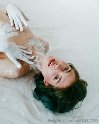 Liori / lioriee nude photo #4