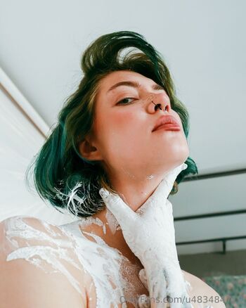 Liori / lioriee nude photo #5