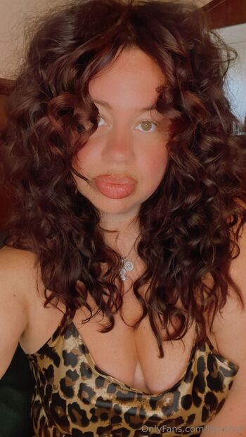 Lipnotis / lipnotist nude photo #1