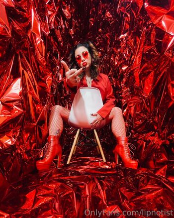 Lipnotis / lipnotist nude photo #10