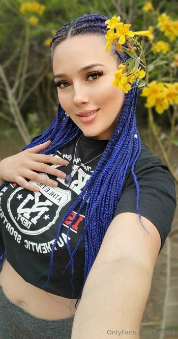 Lirio93 / lirio93 nude photo #4