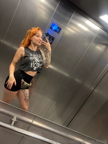 Lissa Fo / lissa_foxxx nude photo #12