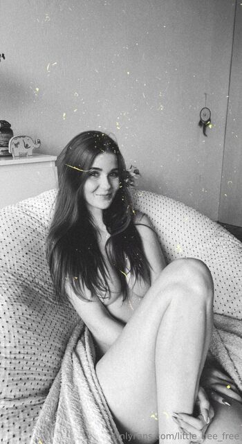 LittleBe / little_bee_free nude photo #9