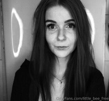 LittleBe / little_bee_free nude photo #13