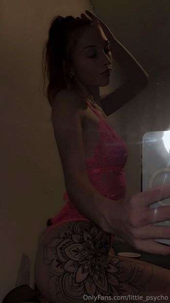 Daphn / little_psycho nude photo #3