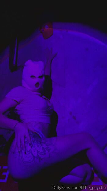 Daphn / little_psycho nude photo #5