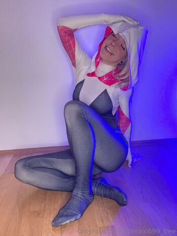 Littleaxl699_FRE / littleaxl699_free / littlleaxl699 / axlik699 / little_wolf_999 / littleaxl699 nude photo #16