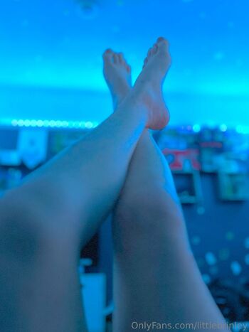 littlebrinbe / littlebrinley / littlebrinbee nude photo #9