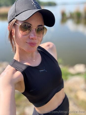 LittleCaprice Free 𝚂𝚎𝚡𝚢 𝚏𝚊𝚒𝚛𝚢 / littlecaprice-free nude photo #12