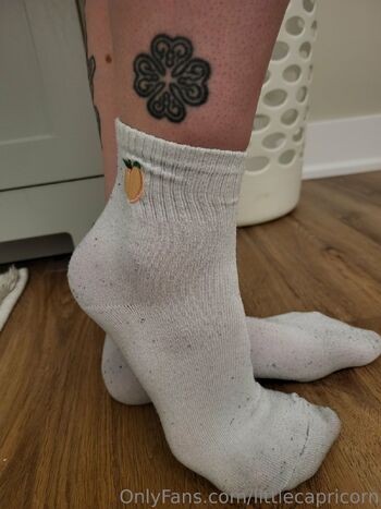 Monarchnikk / littlecapricorn / thatbxtch09 nude photo #5