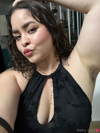 HAIRY LOLA / littlehairylola nude photo #10