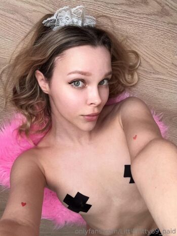 LittleKitty6 / littlekitty69_paid nude photo #5