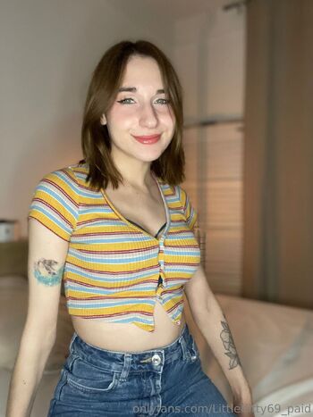 LittleKitty6 / littlekitty69_paid nude photo #9