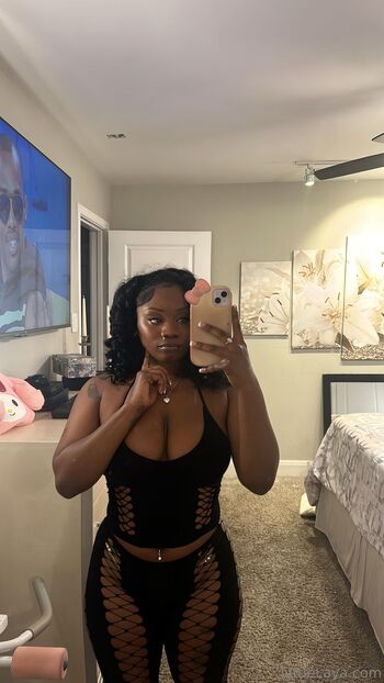 Little Laya - The Webs Kinkiest Ebon / littlelaya nude photo #3