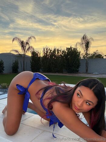 OnlyFans / littlemikasky nude photo #22