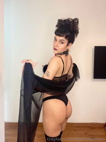 Your Hottie Brazilian / littlemisskimmy nude photo #6