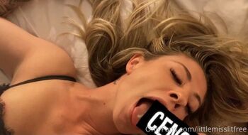 Kitte / littlemisslitfree nude photo #9