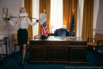 Lena Polansk / littlepolishangel nude photo #9