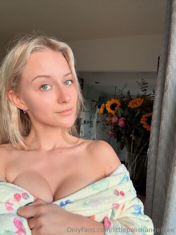 Lena Polansk / littlepolishangelfree / gremlinlena / lenapolanski / littlepolishangel1 / littlepolishangel nude photo #36