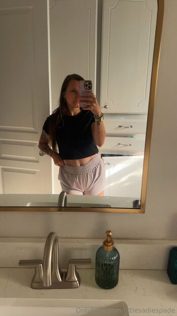 SadieSpad / littlesadiespade nude photo #22